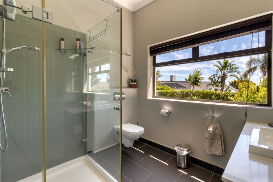 5 Bedroom Property for Sale in Helderberg Estate Western Cape